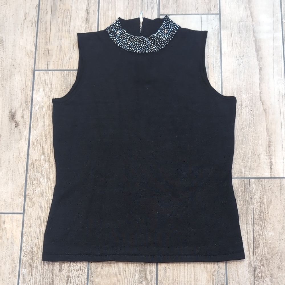 Carmen Marc Valvo Black Fitted Tank Top with Embellished Mock Turtleneck Collar - Picture 1 of 8